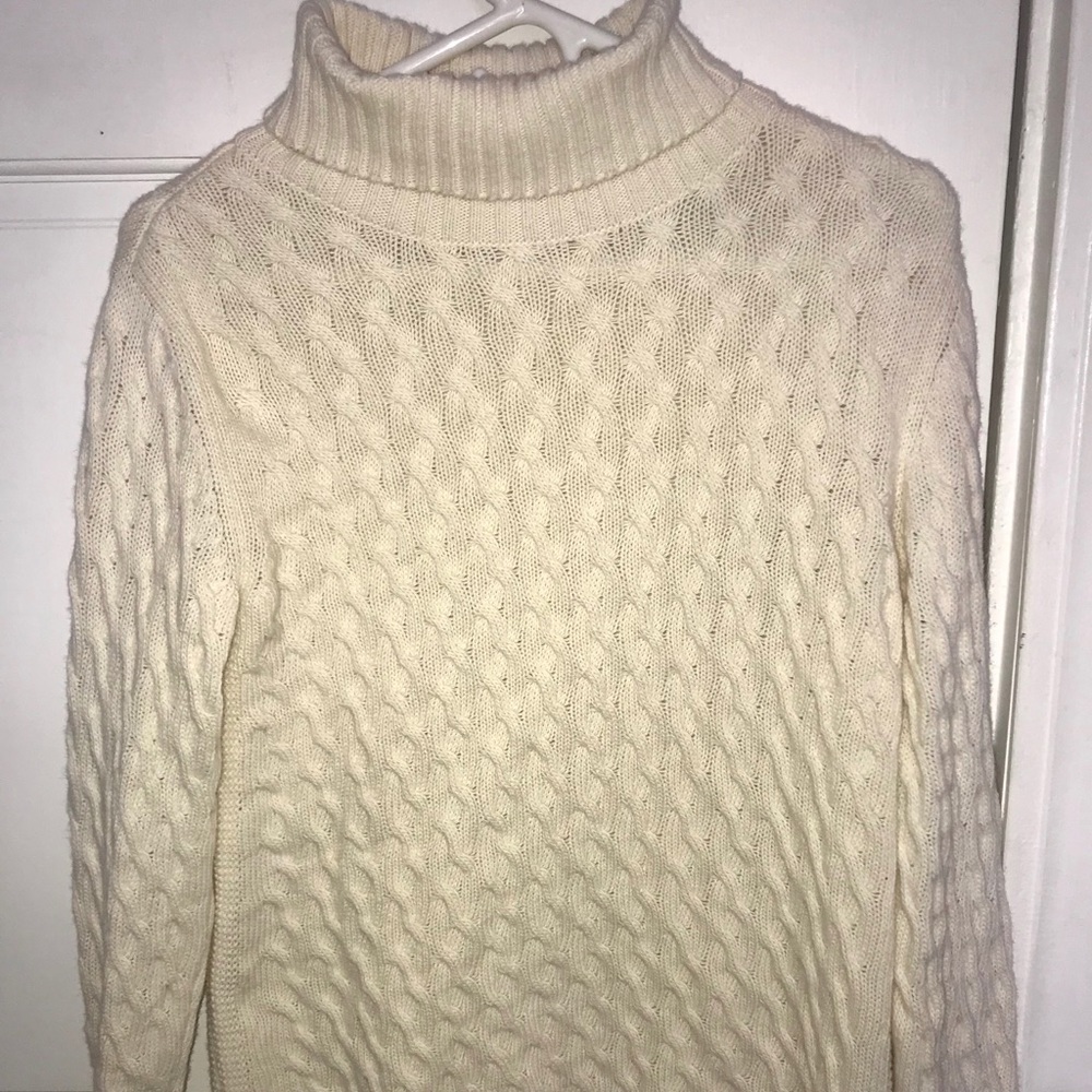 Cute Barbour Sweater!